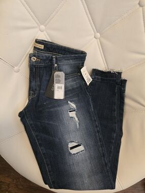 GUESS Women’s Curvy Sophia Skinny Jeans